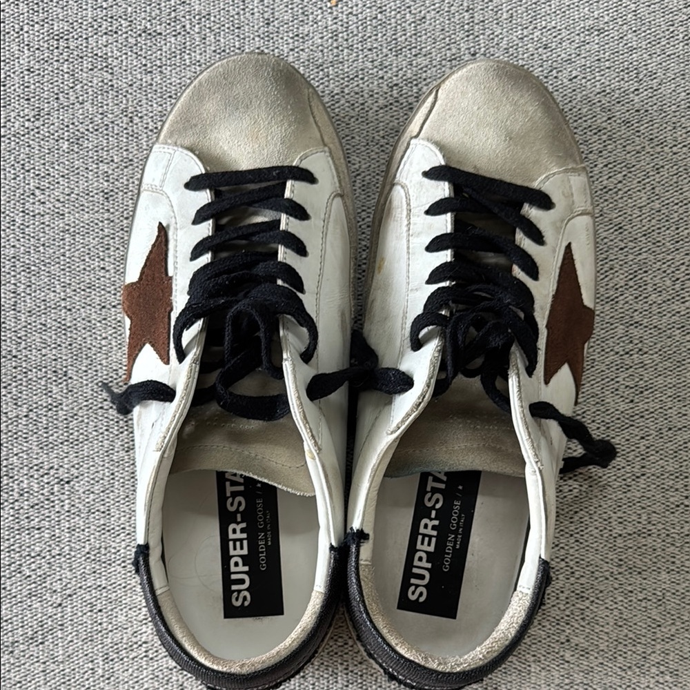Golden Goose Sneakers